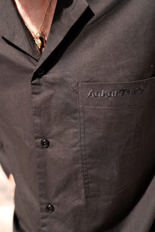 Aakartaro — Black Poplin Logo Overshirt