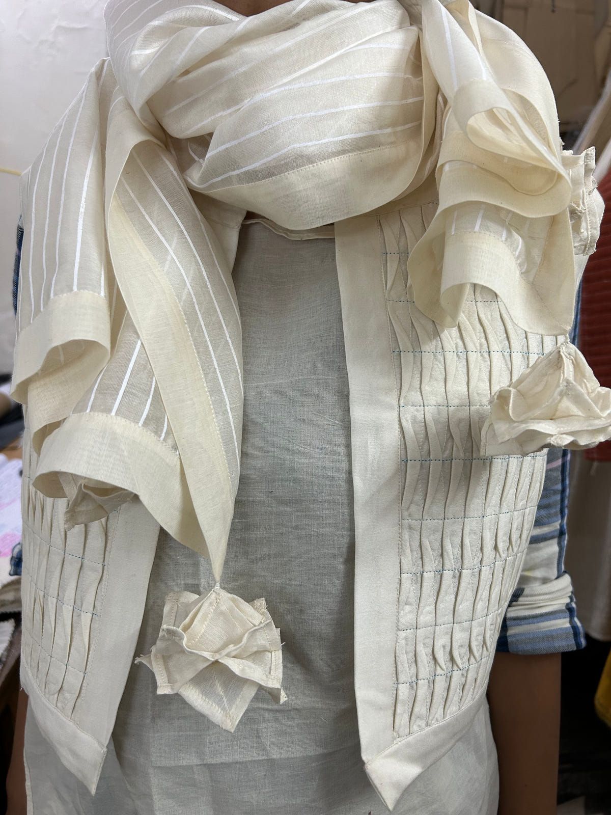 Aiiri Cotton Silk Scarf - image 2