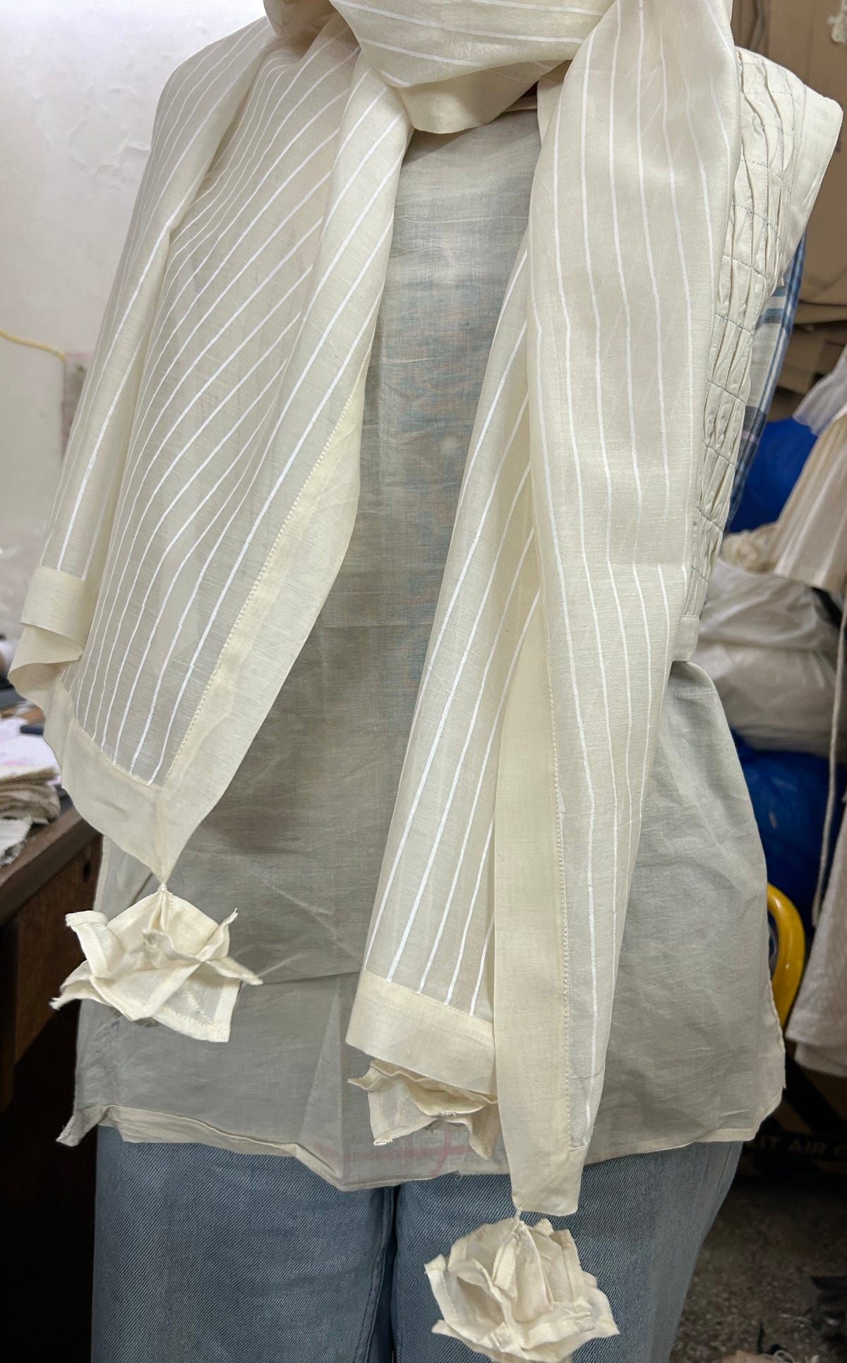 Aiiri Cotton Silk Scarf - image 3
