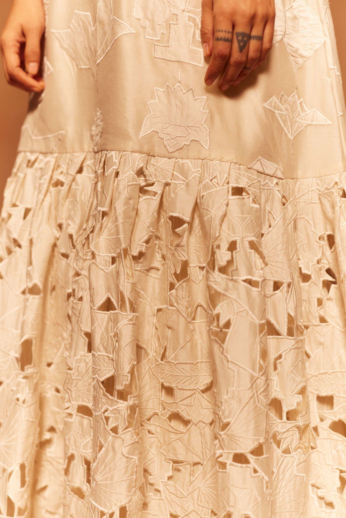 Bigaku Tier Dress - image 3