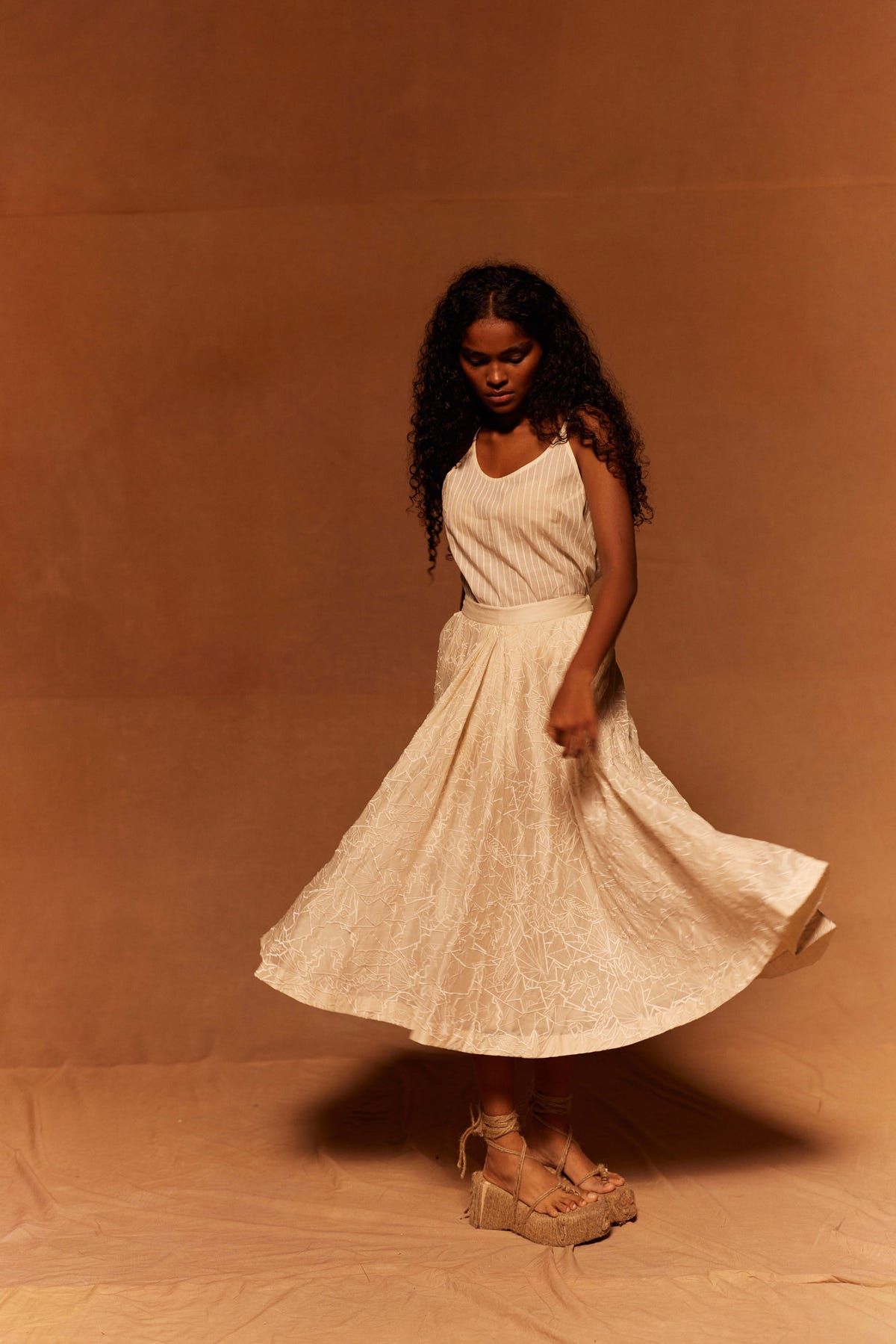 Muryo Emroidered Skirt - image 1