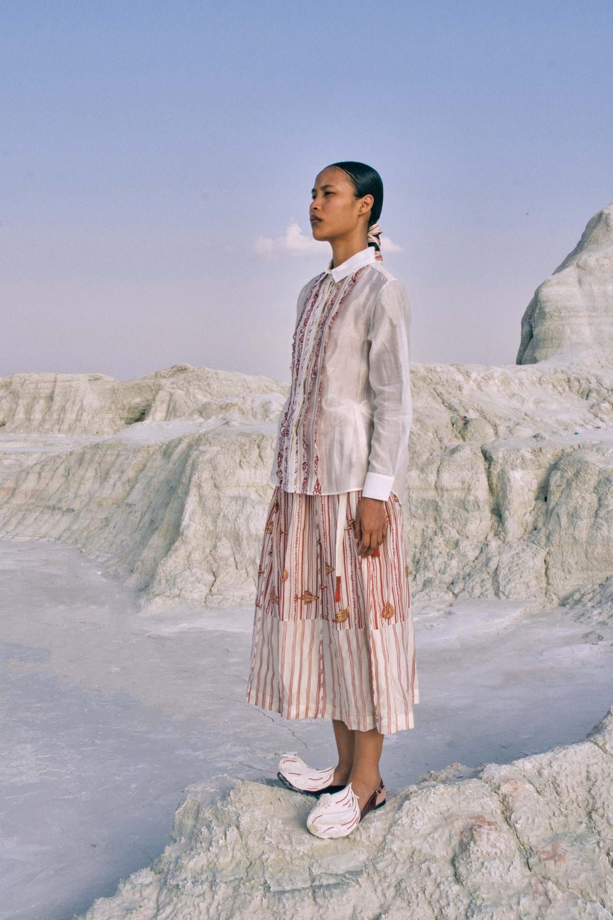 Lwin Classic Lace Shirt - image 4