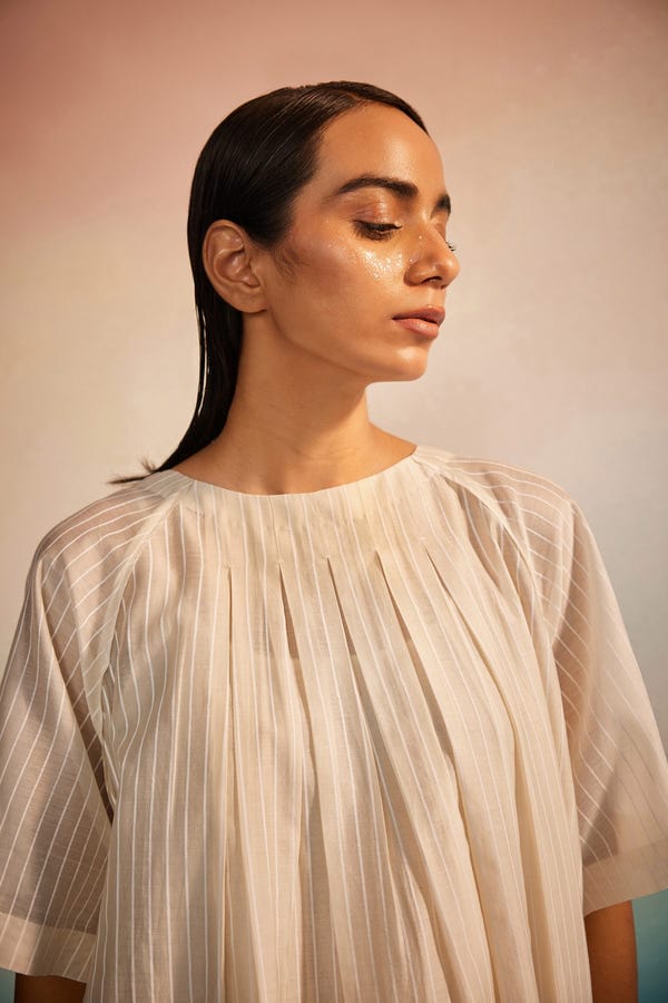 Ahmev — Orihime Box Pleat Appliqué Kurta Set
