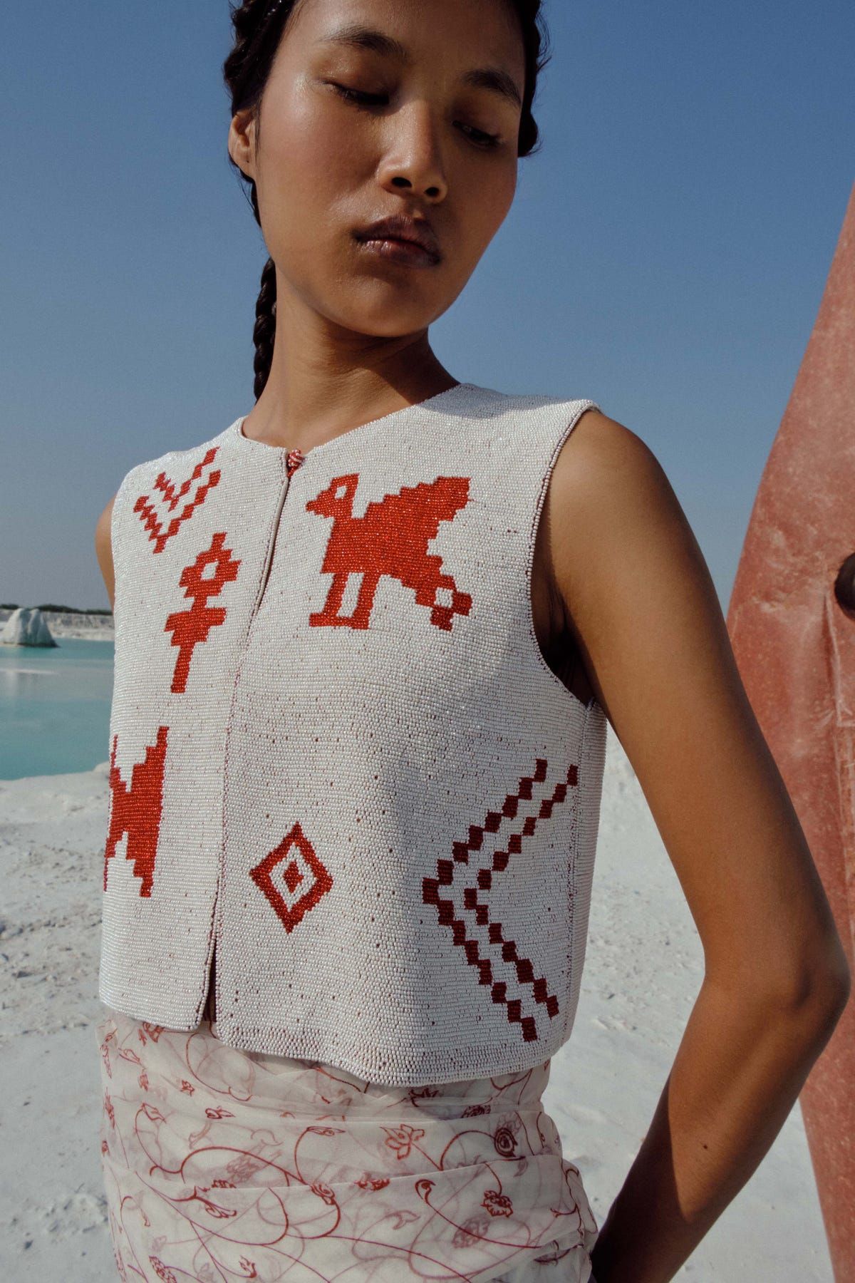 Wuna Beaded Vest - image 6
