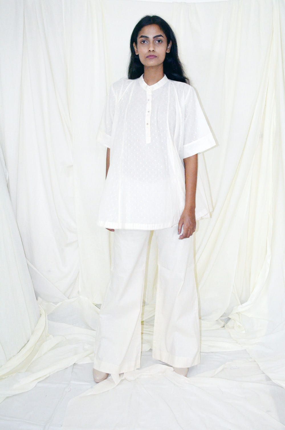 Gold Dot Panel Top With Sleeve - image 3