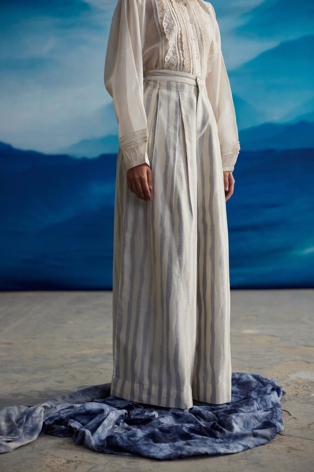 Shardul Flare pants - image 4