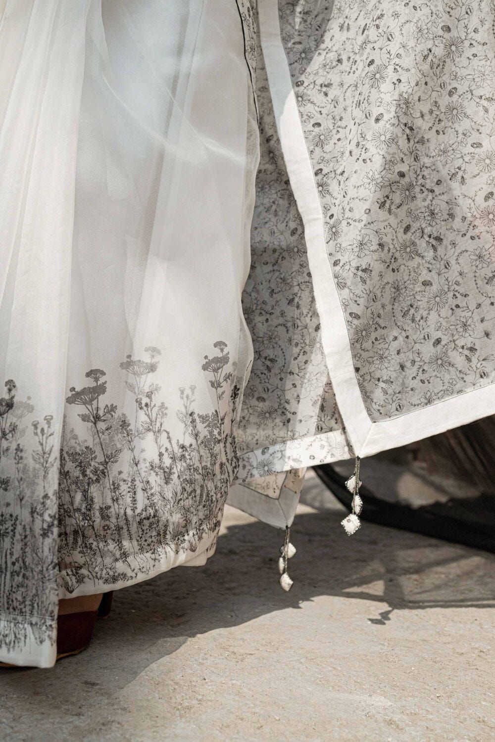 Calla Organza Saree - image 5