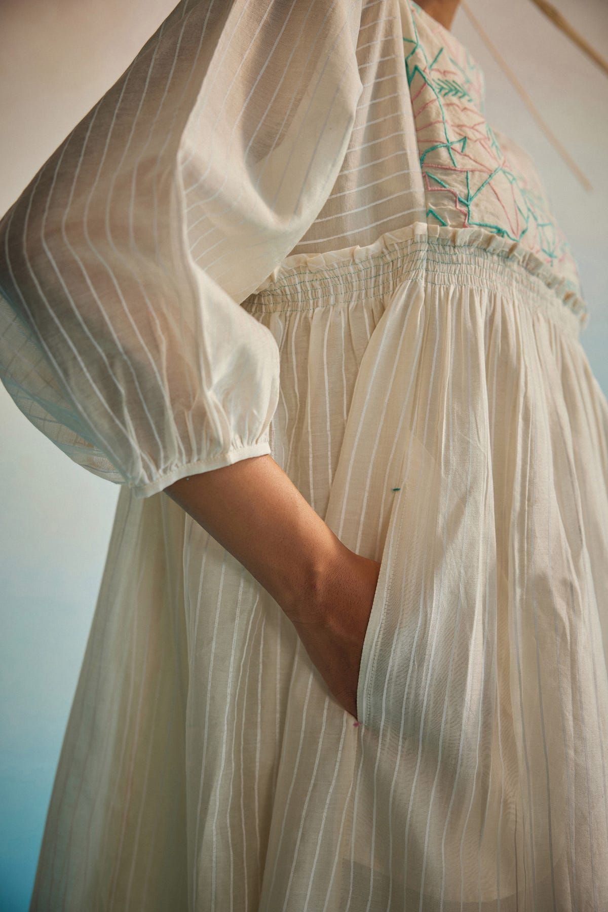 Hakanai Square Sleeve Top - image 5
