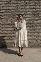 Leihani Raglan Sleeve Overlay view 3