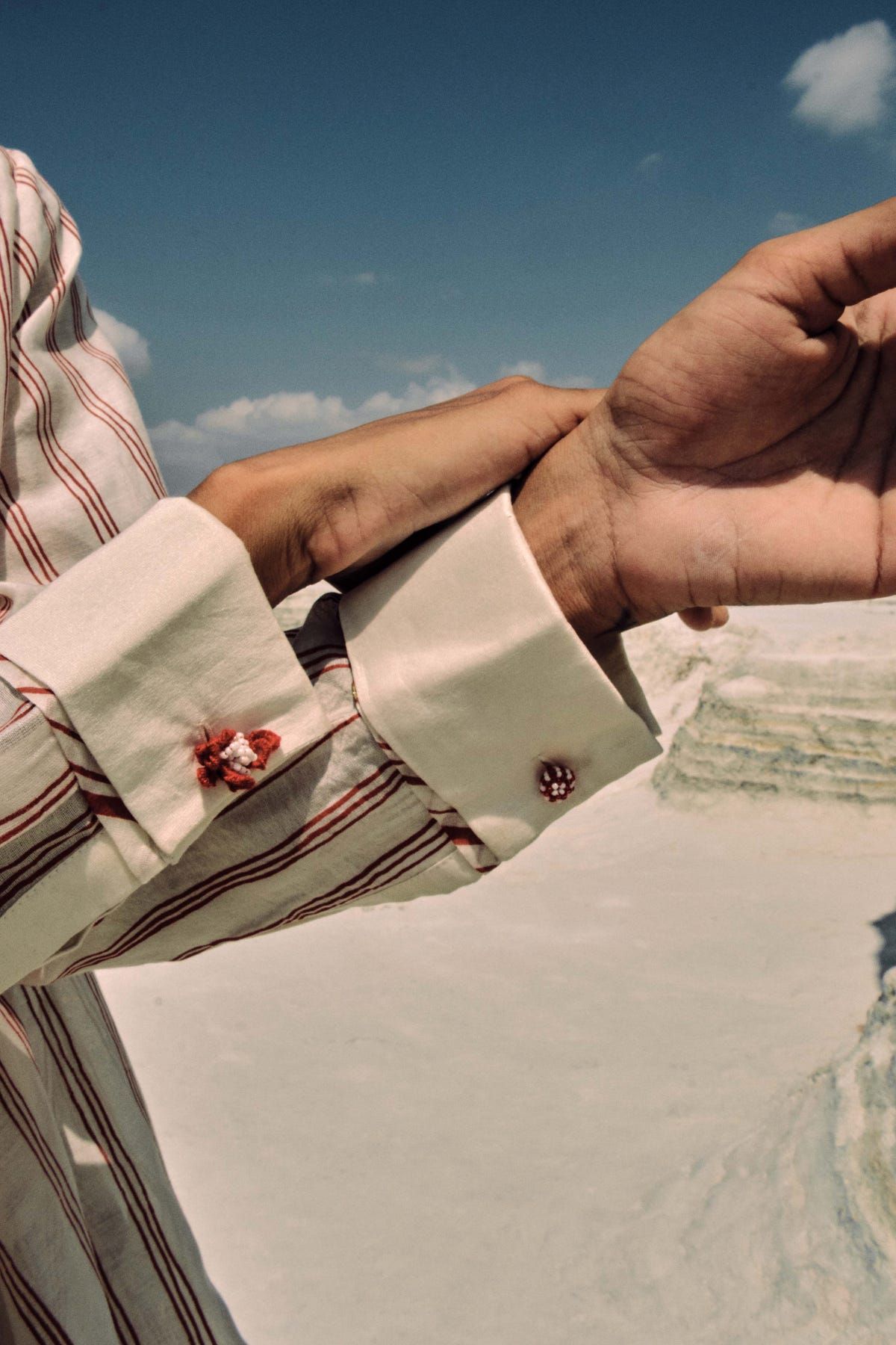 Myin French Cuff Classic Shirt - image 2