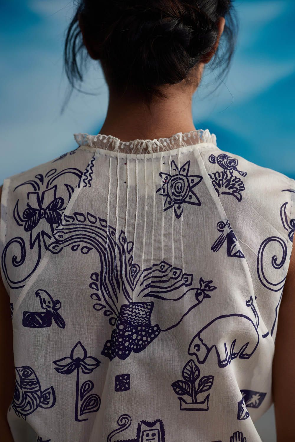 Clover Raglan sleeve pin tuck shirt - image 5