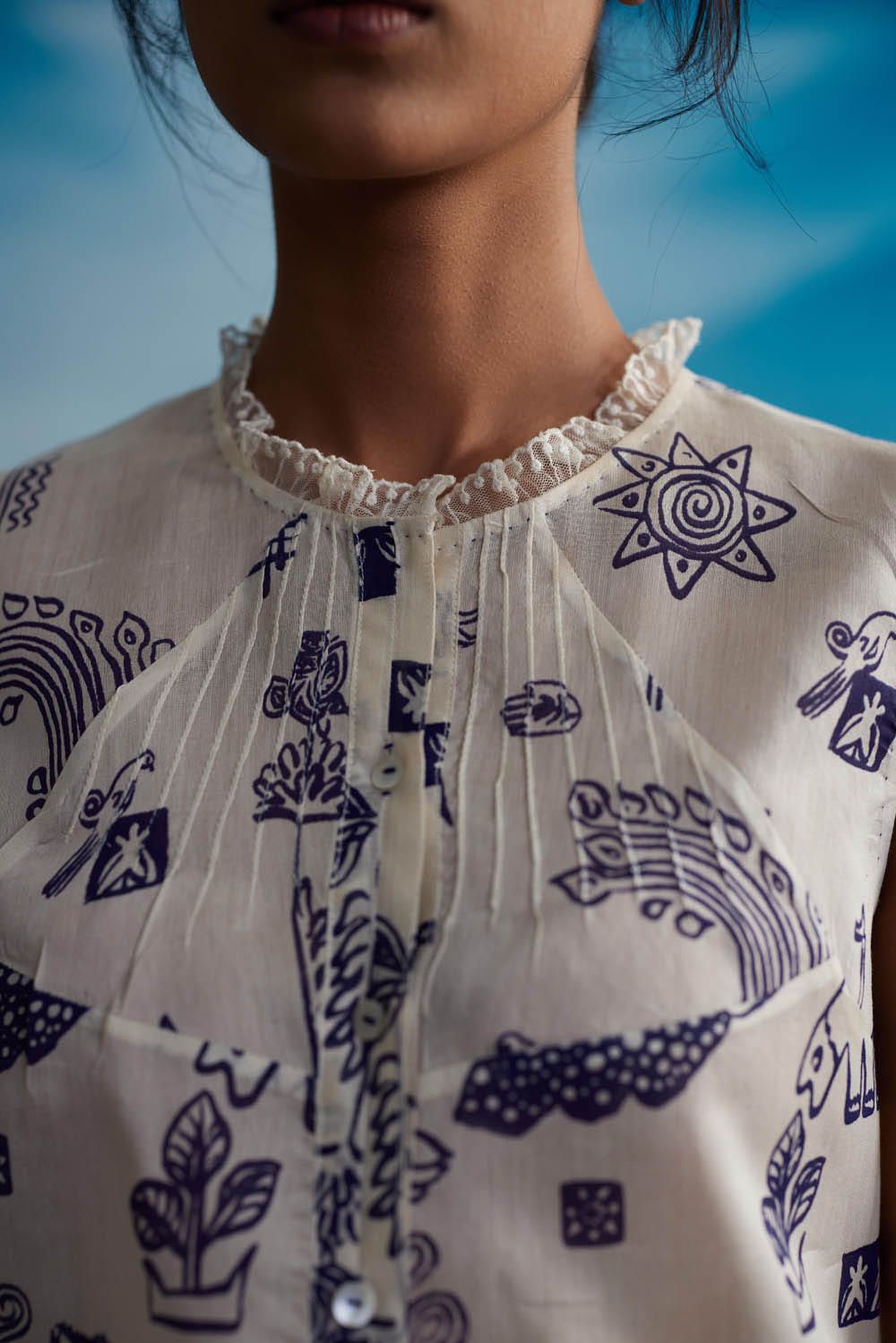 Clover Raglan sleeve pin tuck shirt - image 6