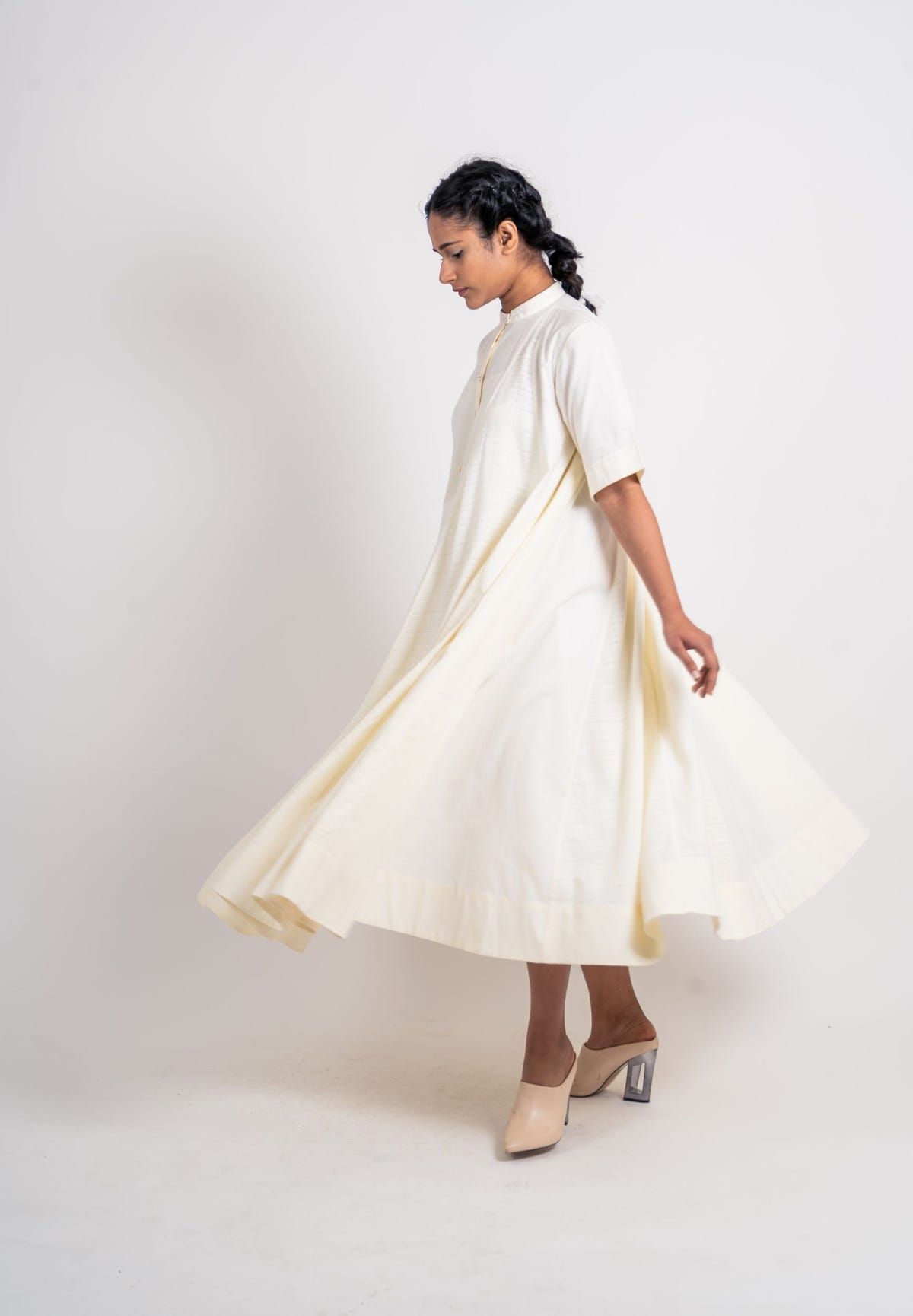 Plain And Textured Godet Dress With Sleeve - image 3