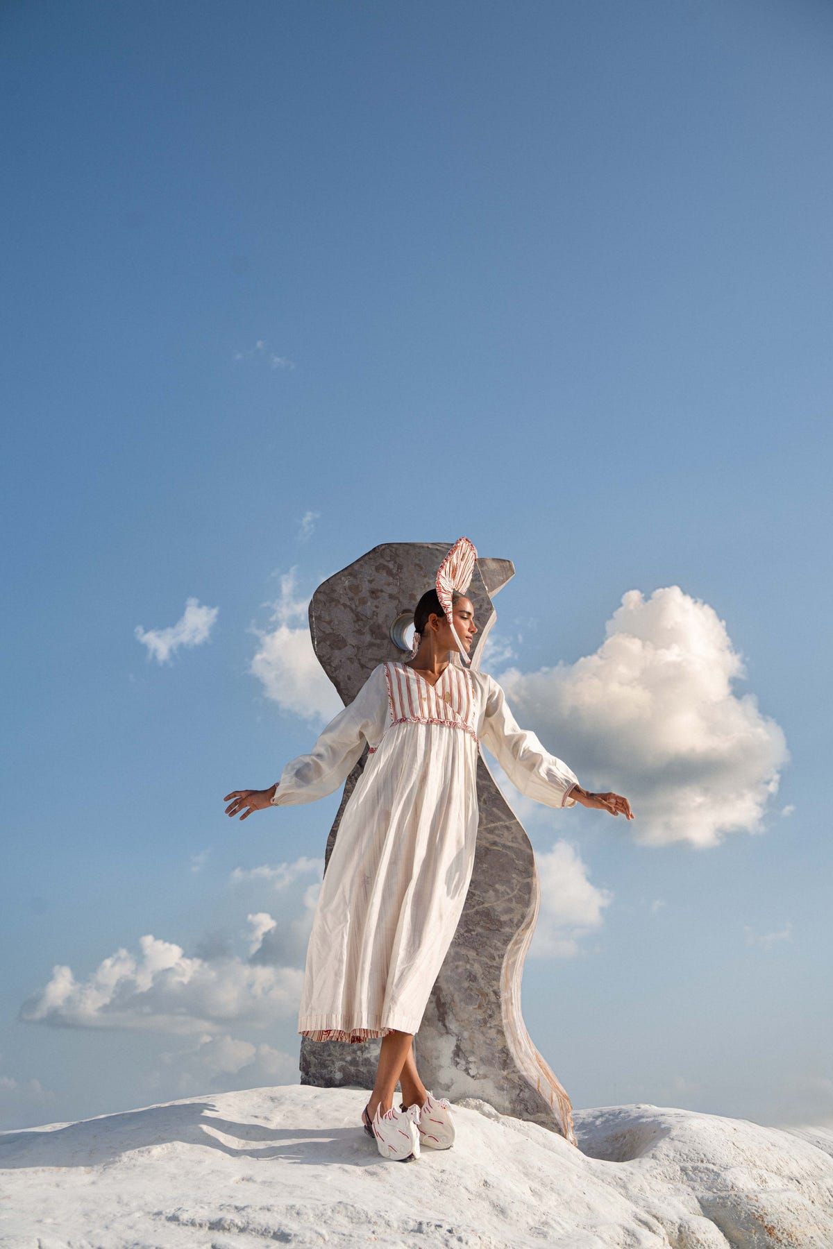 Su Mon Square Sleeve Dress - image 1