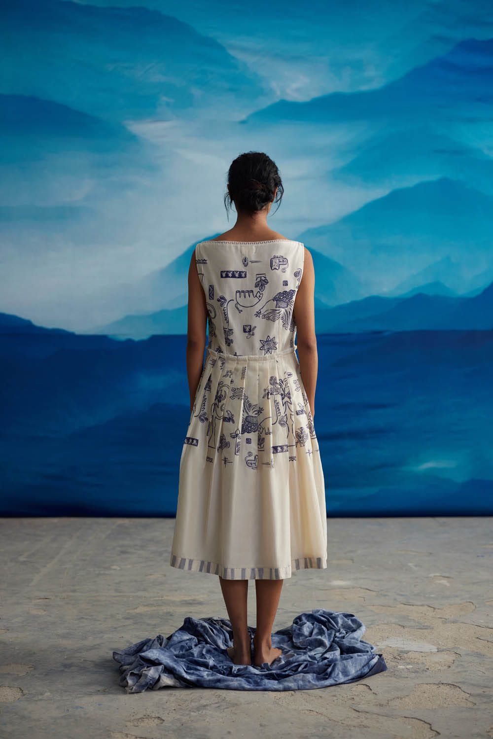 Pema knife pleat dress - image 6