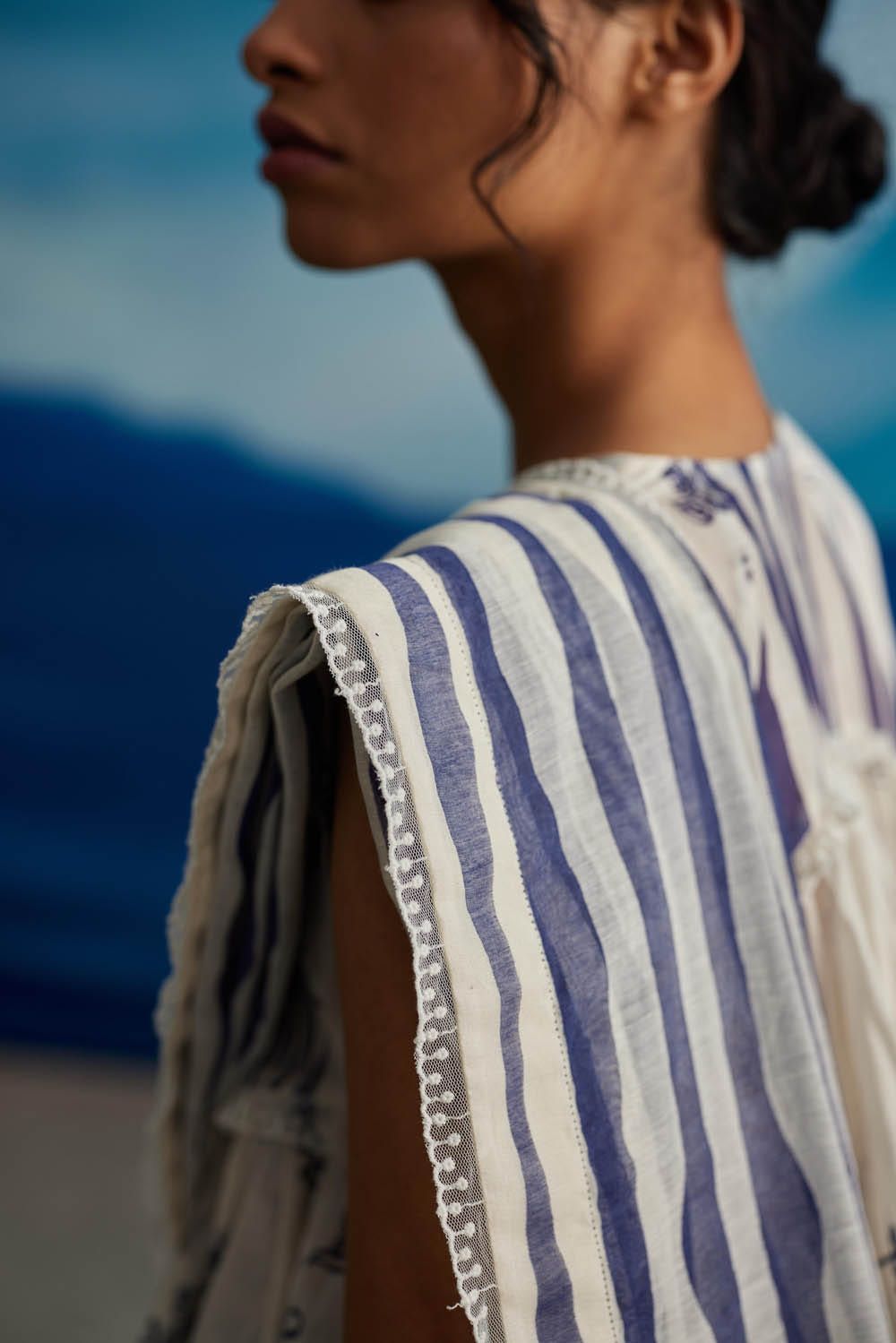 Willow Chanderi Stripe Saree With Peticot - image 7
