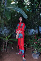 Idly Poov - Unisex Shirt view 3