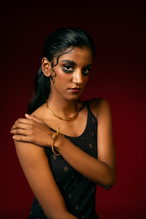AISHR The Store — Horse Kada Bangle (Unisex)