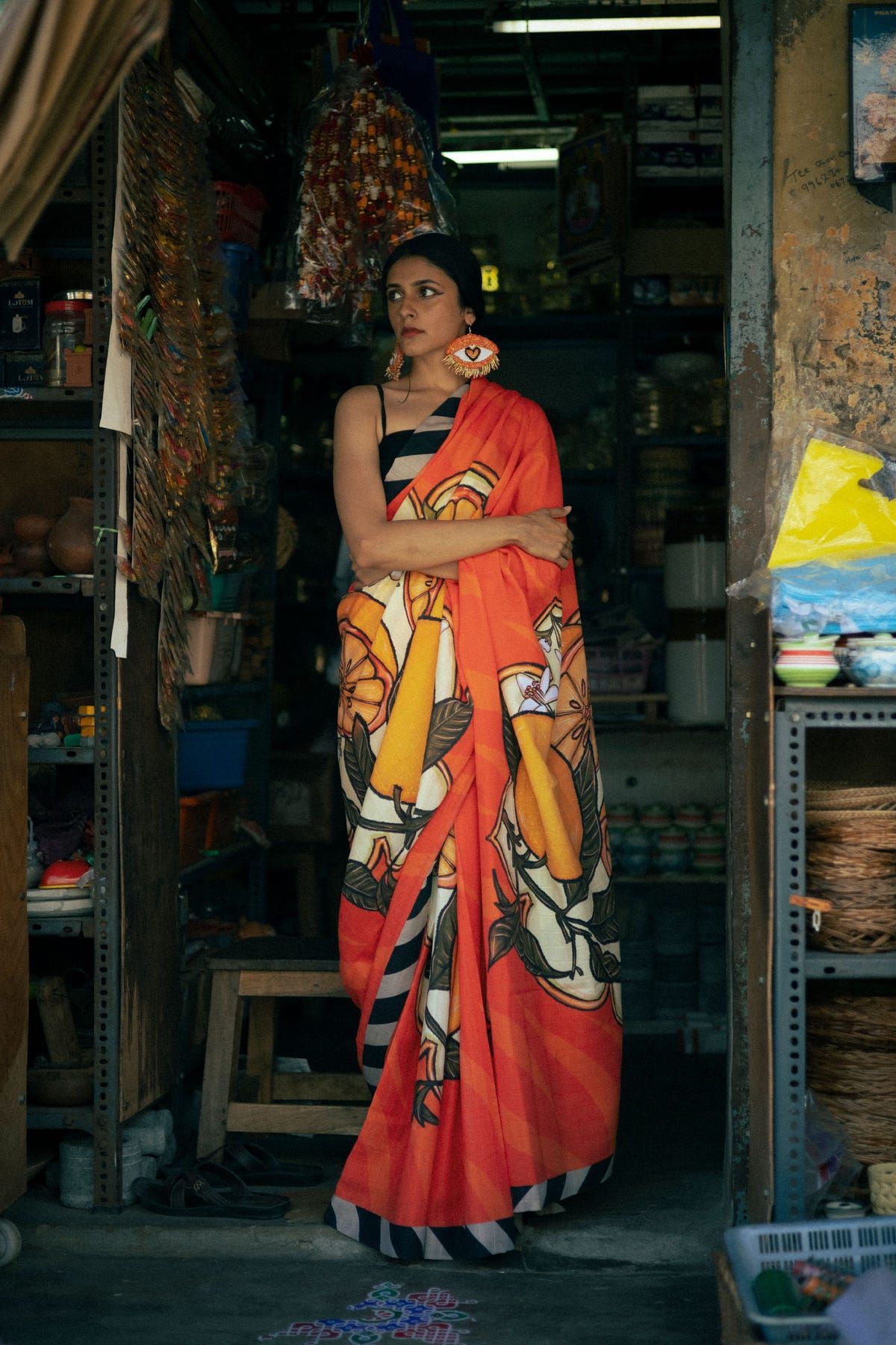 Tangy Saree - image 4
