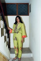 Maddy Pant view 2