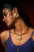 SeaShell Neckpiece view 4