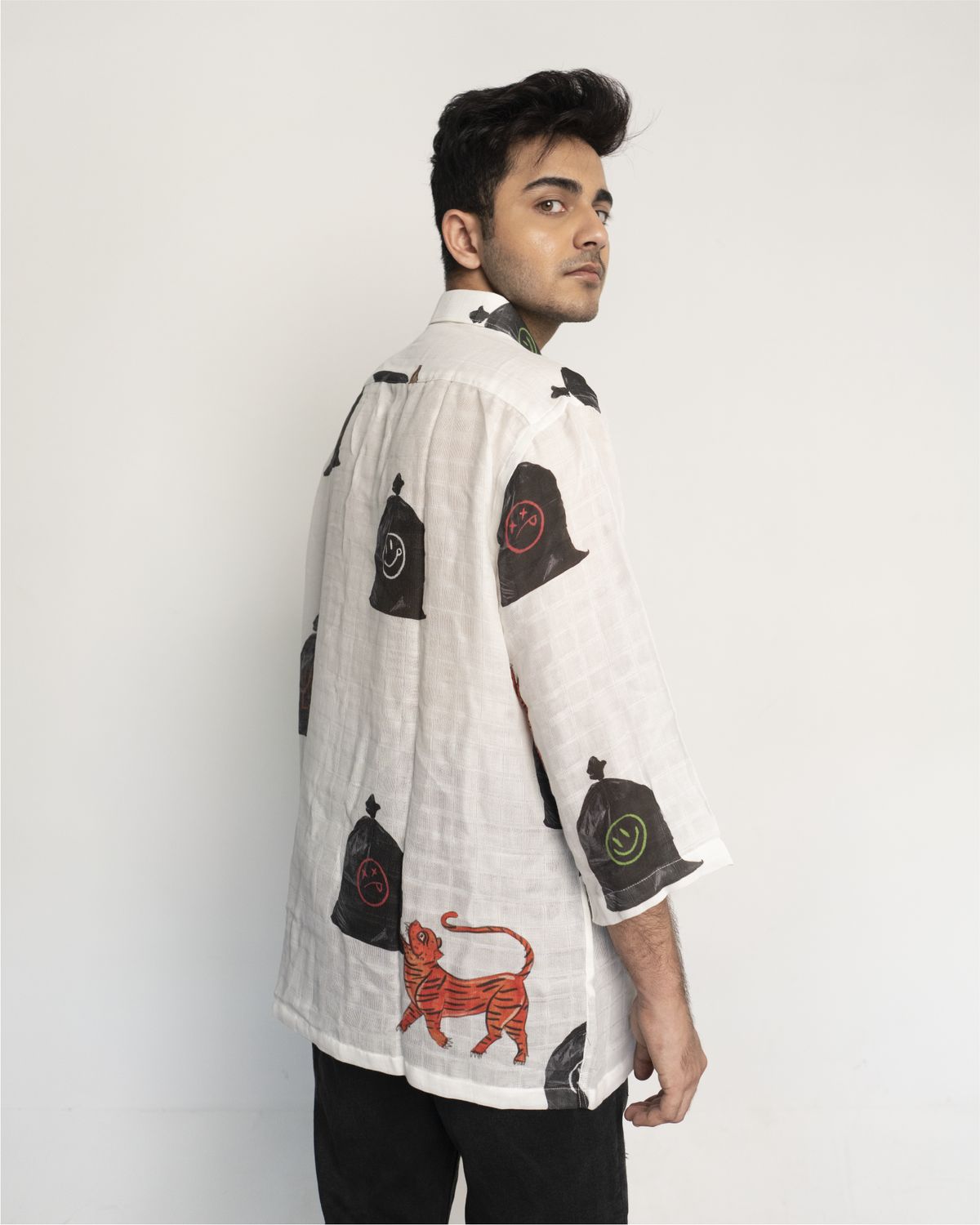 Bag that garbage - Unisex Shirt - image 3