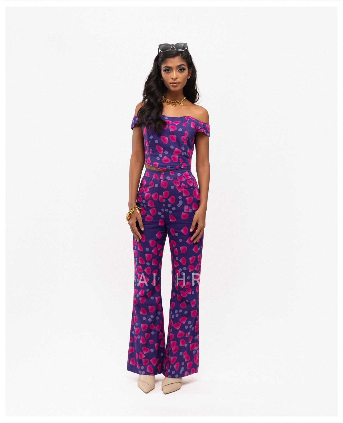 Ooty Corset Set - image 1