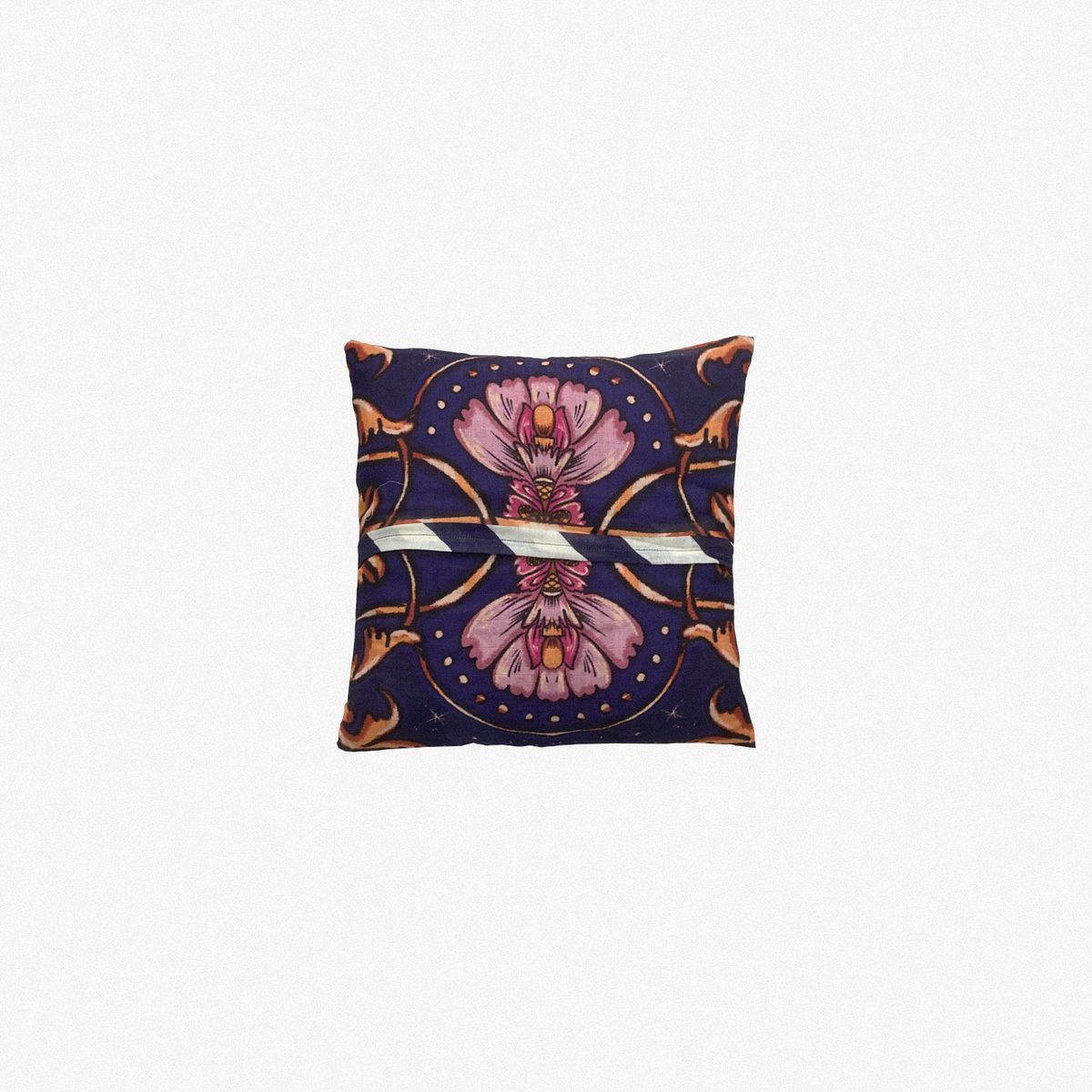 Pig Cushion Cover - image 2