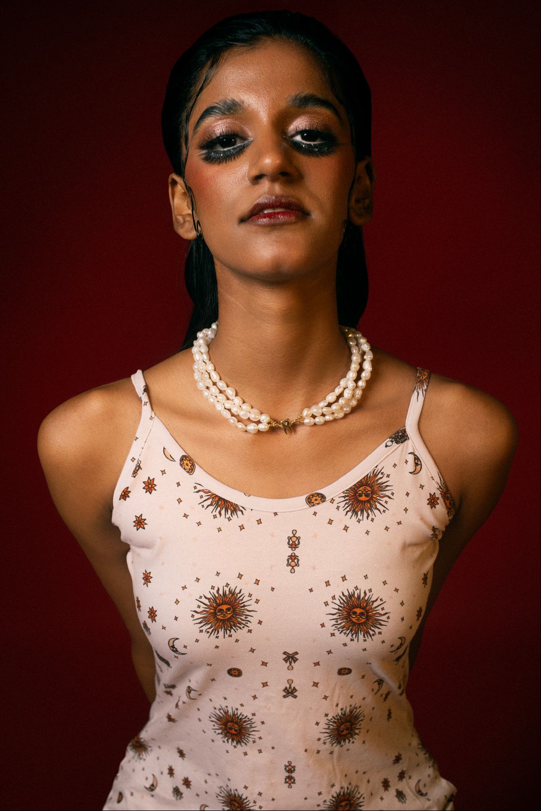 Pearly white Teeth neckpiece - image 2