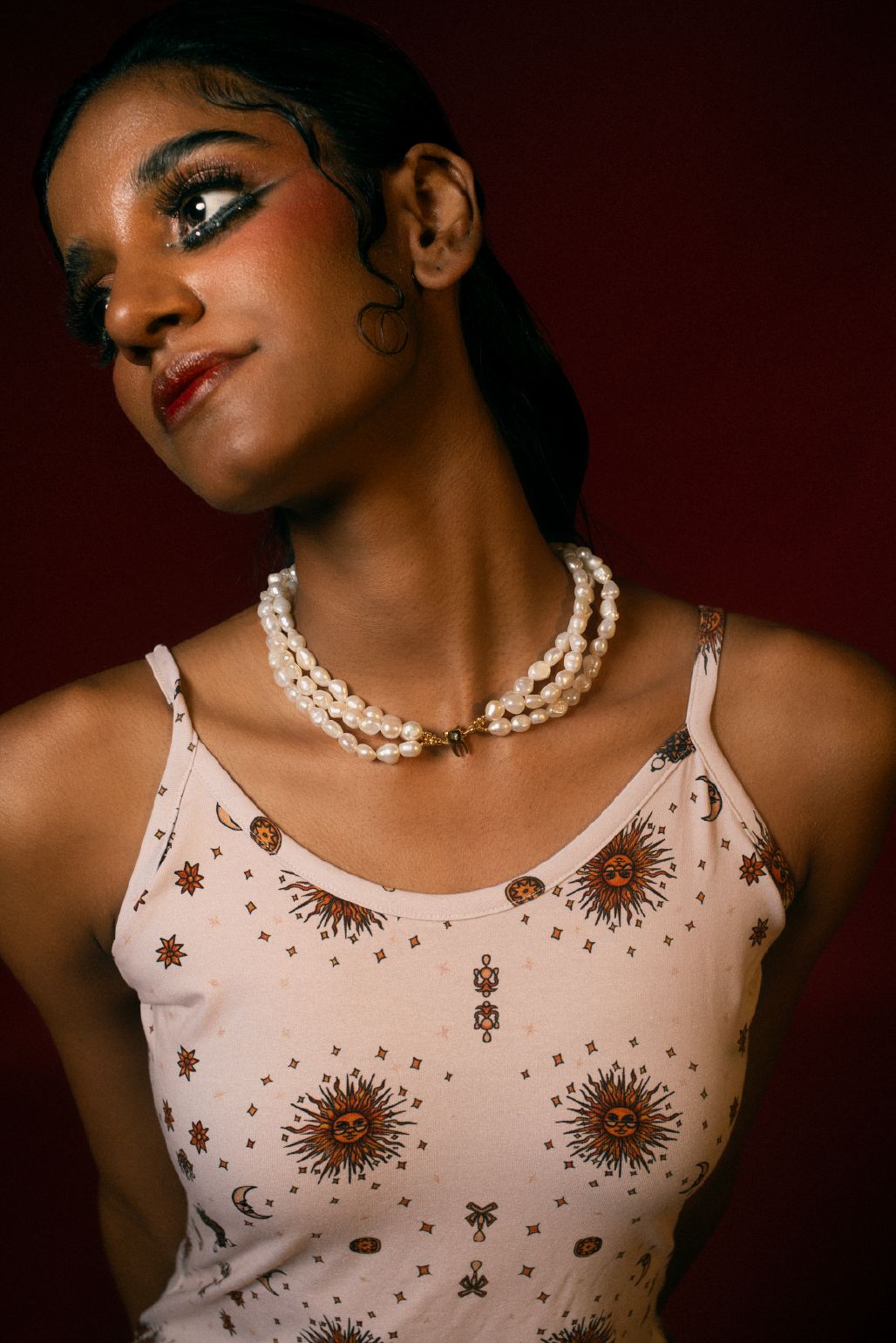 Pearly white Teeth neckpiece - image 3