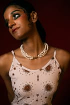 Pearly white Teeth neckpiece view 3