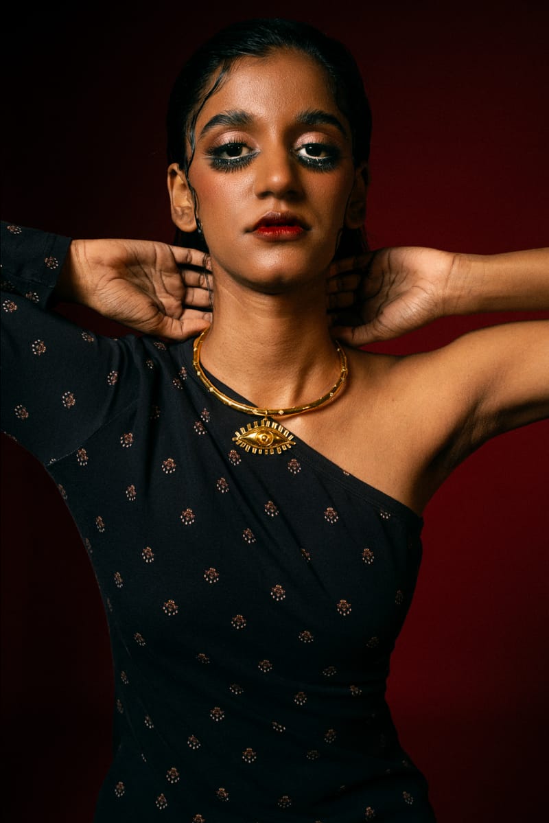 Eye Neckpiece