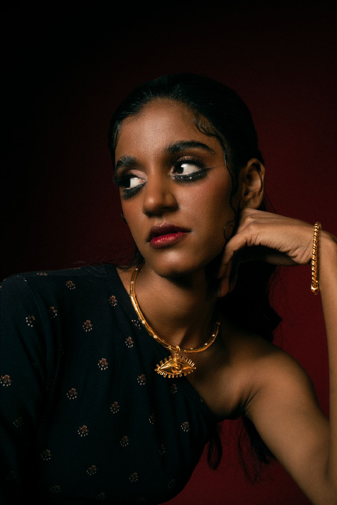 Eye Neckpiece - image 3