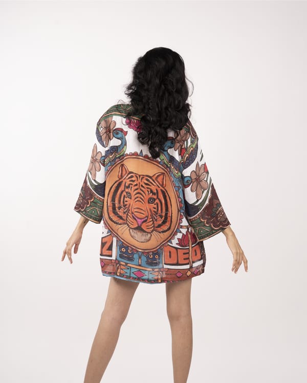 AISHR The Store — Awaz Dedo Shirt - Unisex