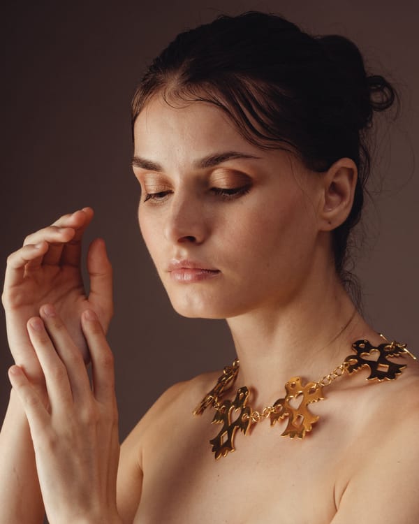 AISHR The Store — Fly High Neckpiece