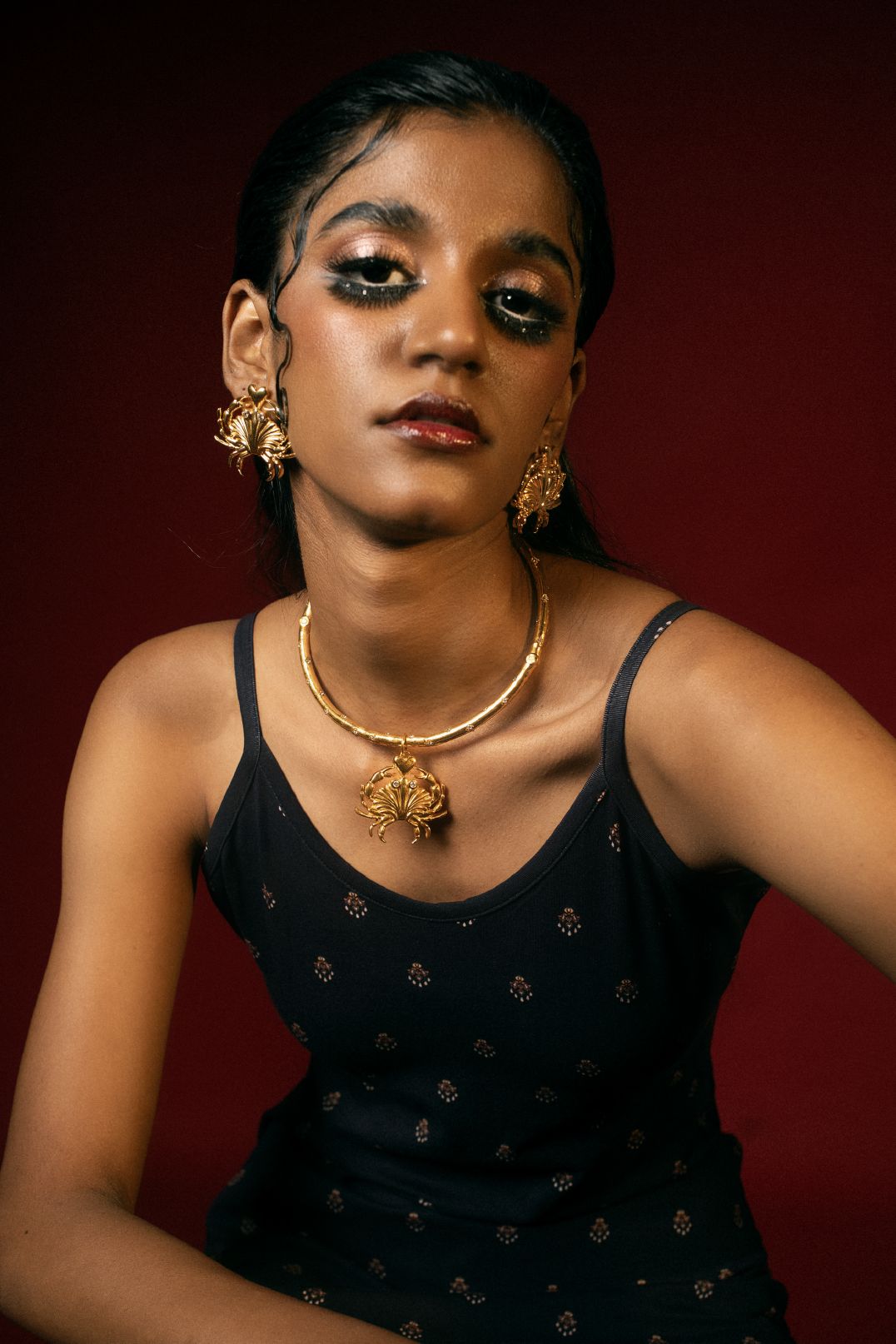 Oh Crab Neckpiece - image 3