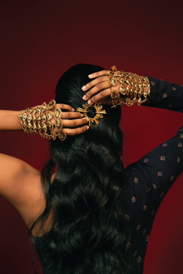 AISHR The Store — Aditi Hair Pin