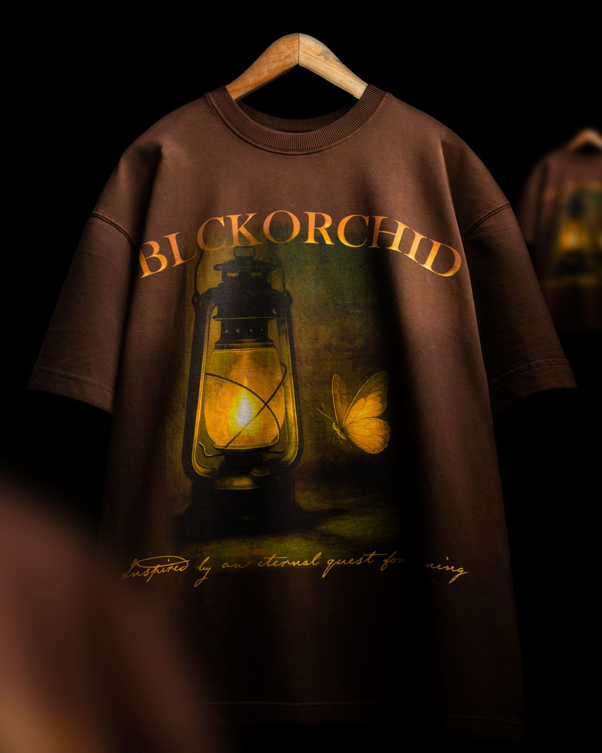 LANTERN T-SHIRT - image 1