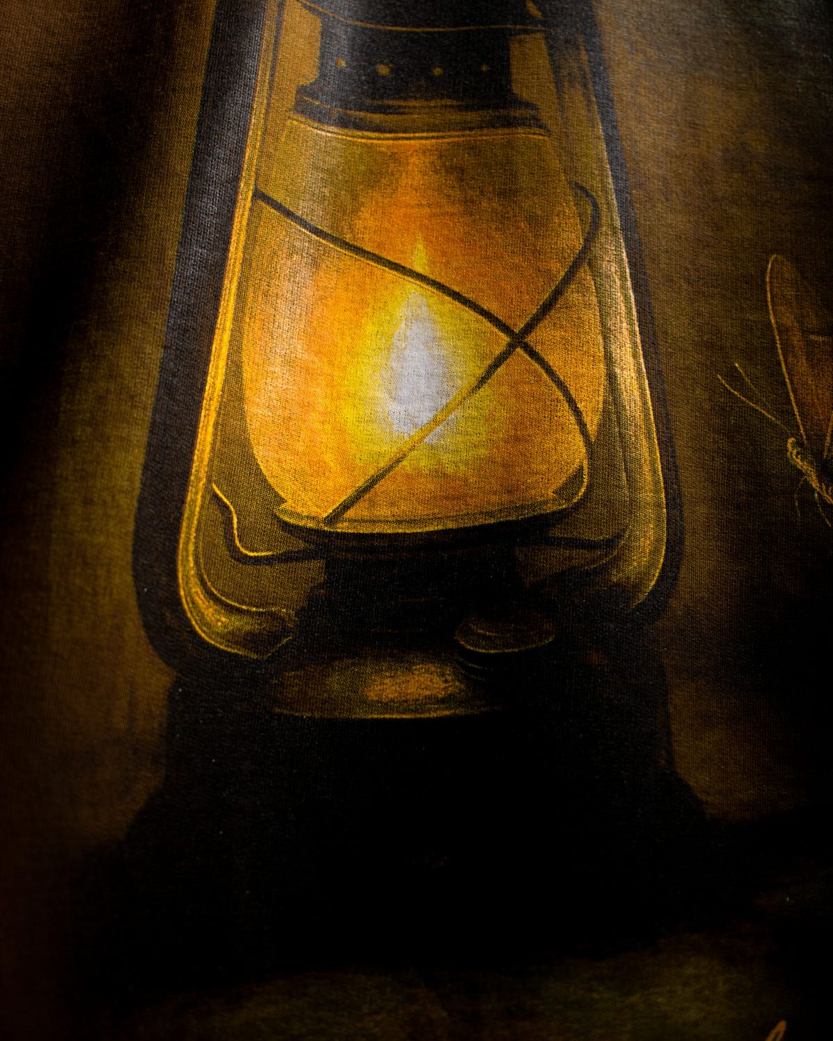 LANTERN T-SHIRT - image 3