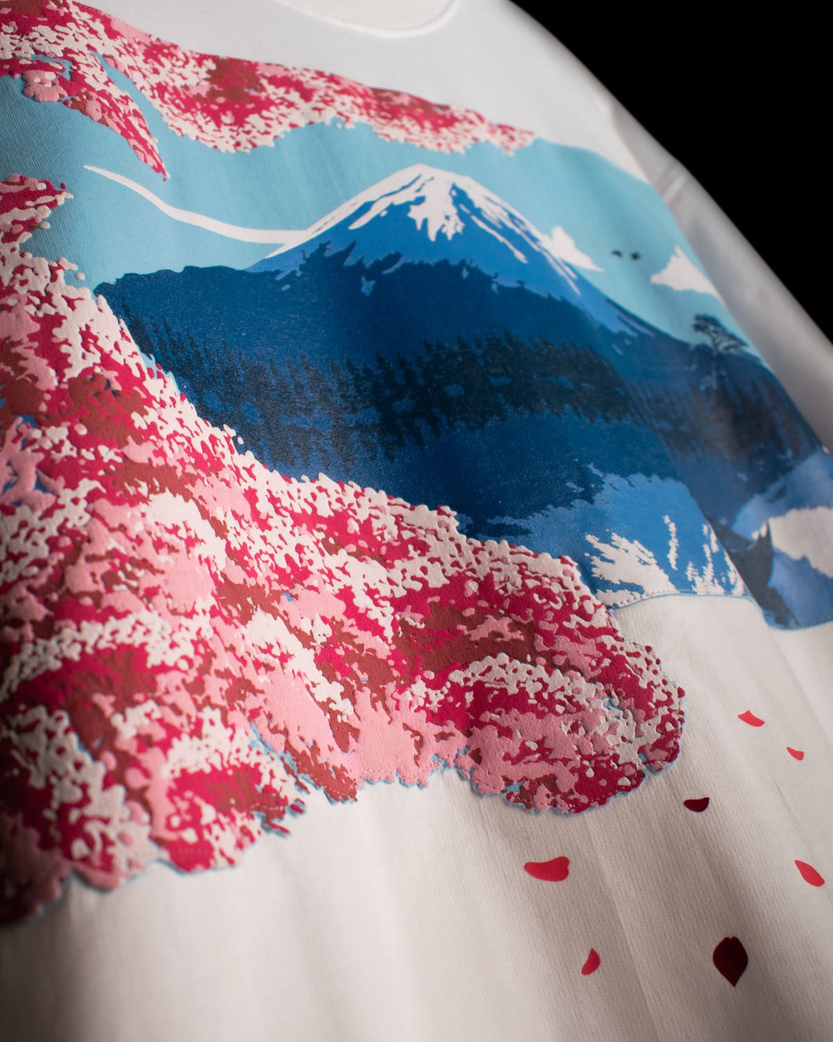 SAKURA T-SHIRT - image 3