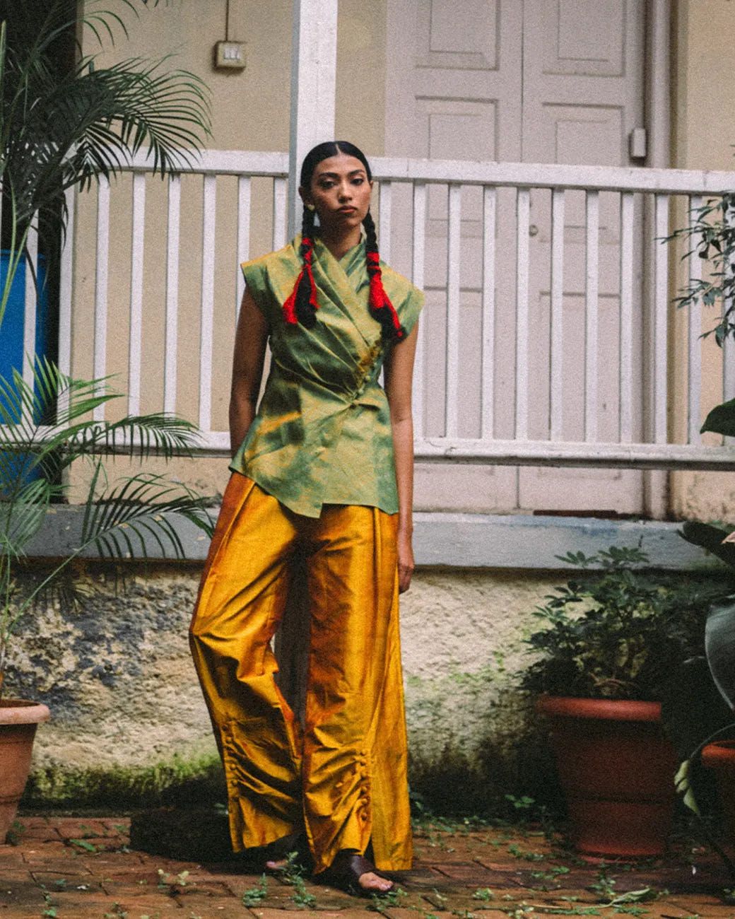 NIVAH | Buttoned pants | S-M - image 1
