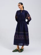 Edith dress view 3