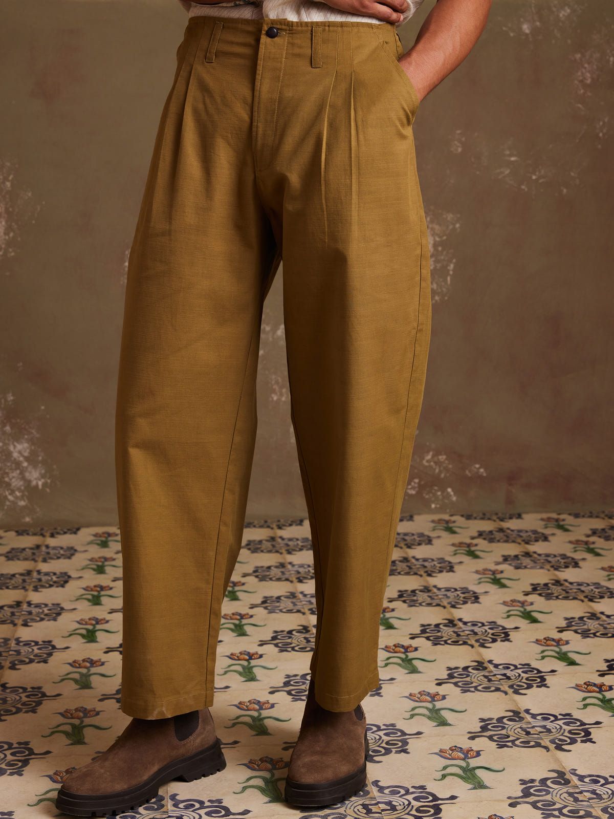 Kahlo Pants - image 2