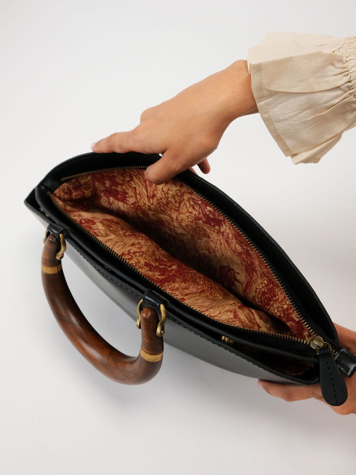 Irish Satchel - image 7