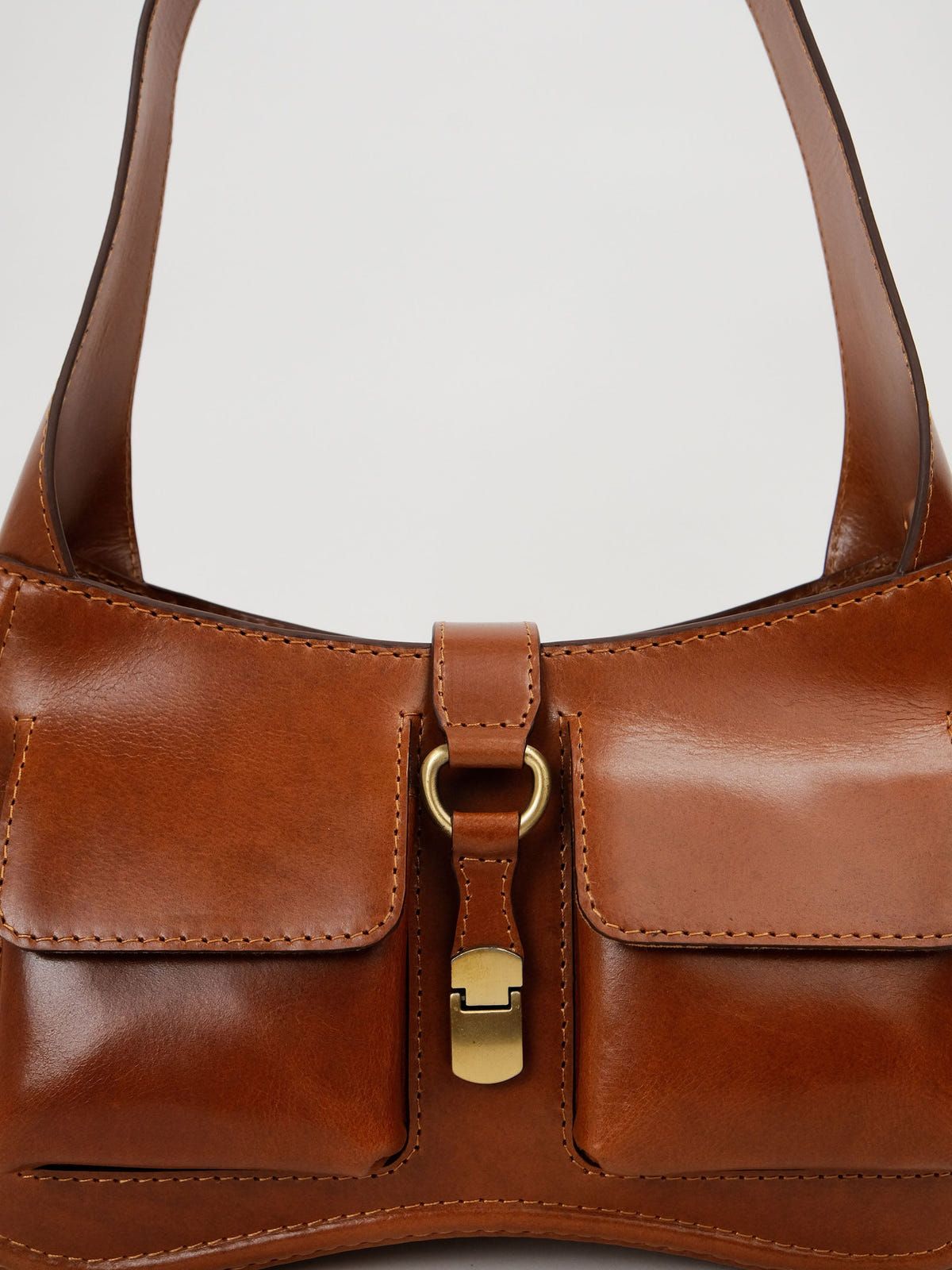 Monique Shoulder - image 5