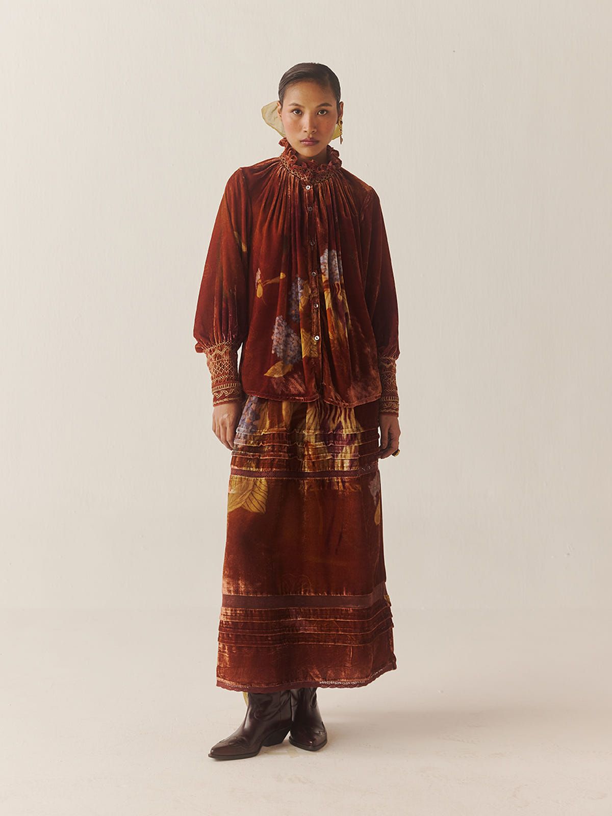 Emily Velvet Skirt - image 3