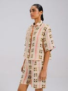 Ava Shirt view 4