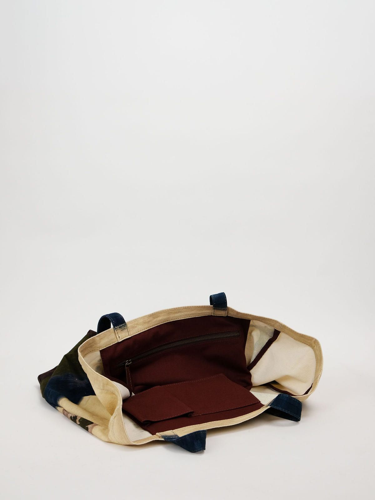 Voyager - image 7