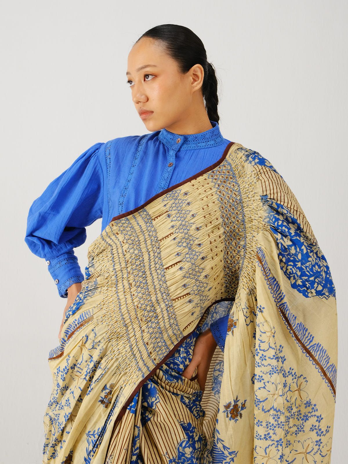 Smocked saree - image 4
