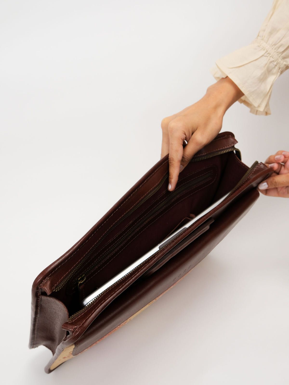 Harlem Laptop Bag - image 6